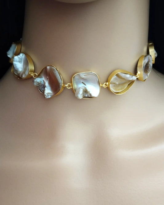 Mother of pearl choker necklace set