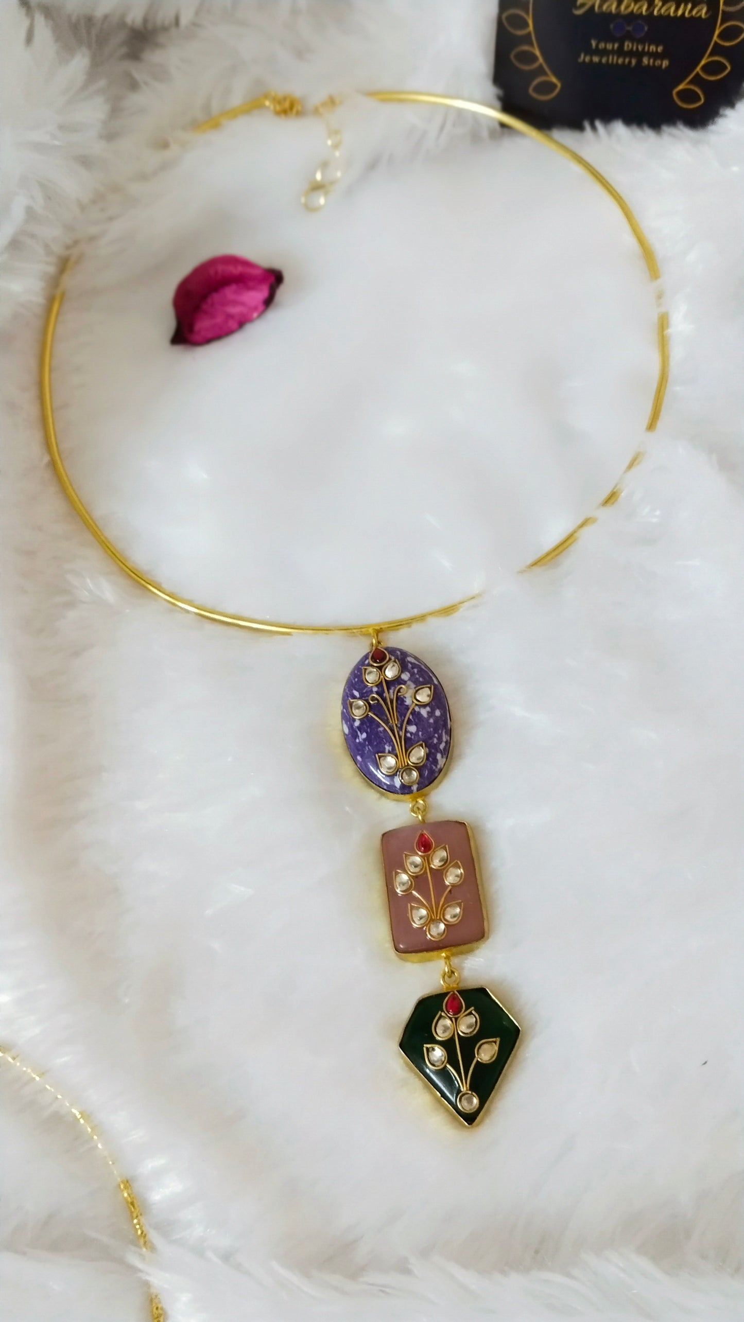 long multicolor hasli choker, hasli, choker , necklaces for women, aval aabarana , best jewellery brand