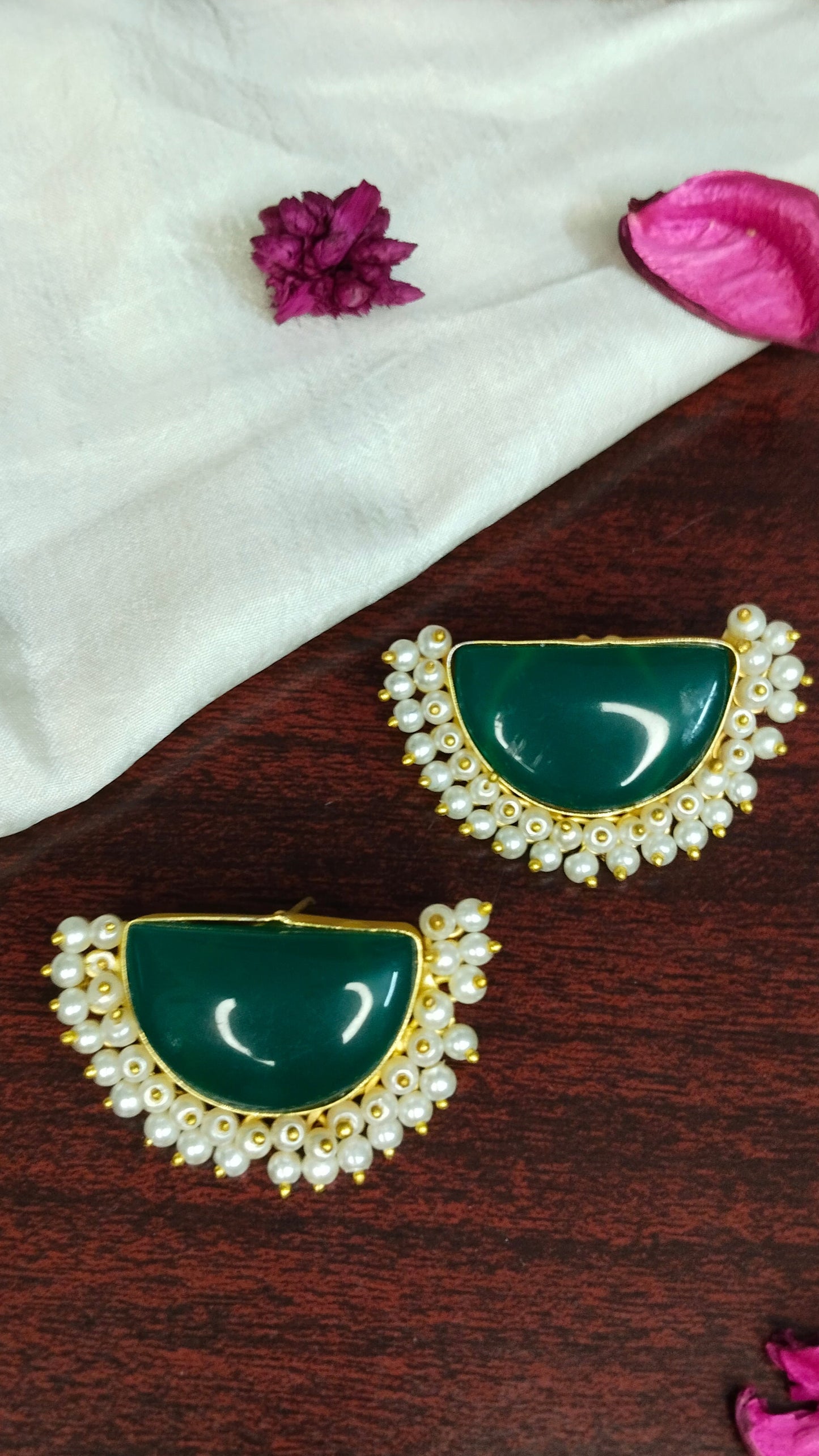 green monalisa stone earring, aval aabarana ,best fashion jewellery brand, brass earrings,
