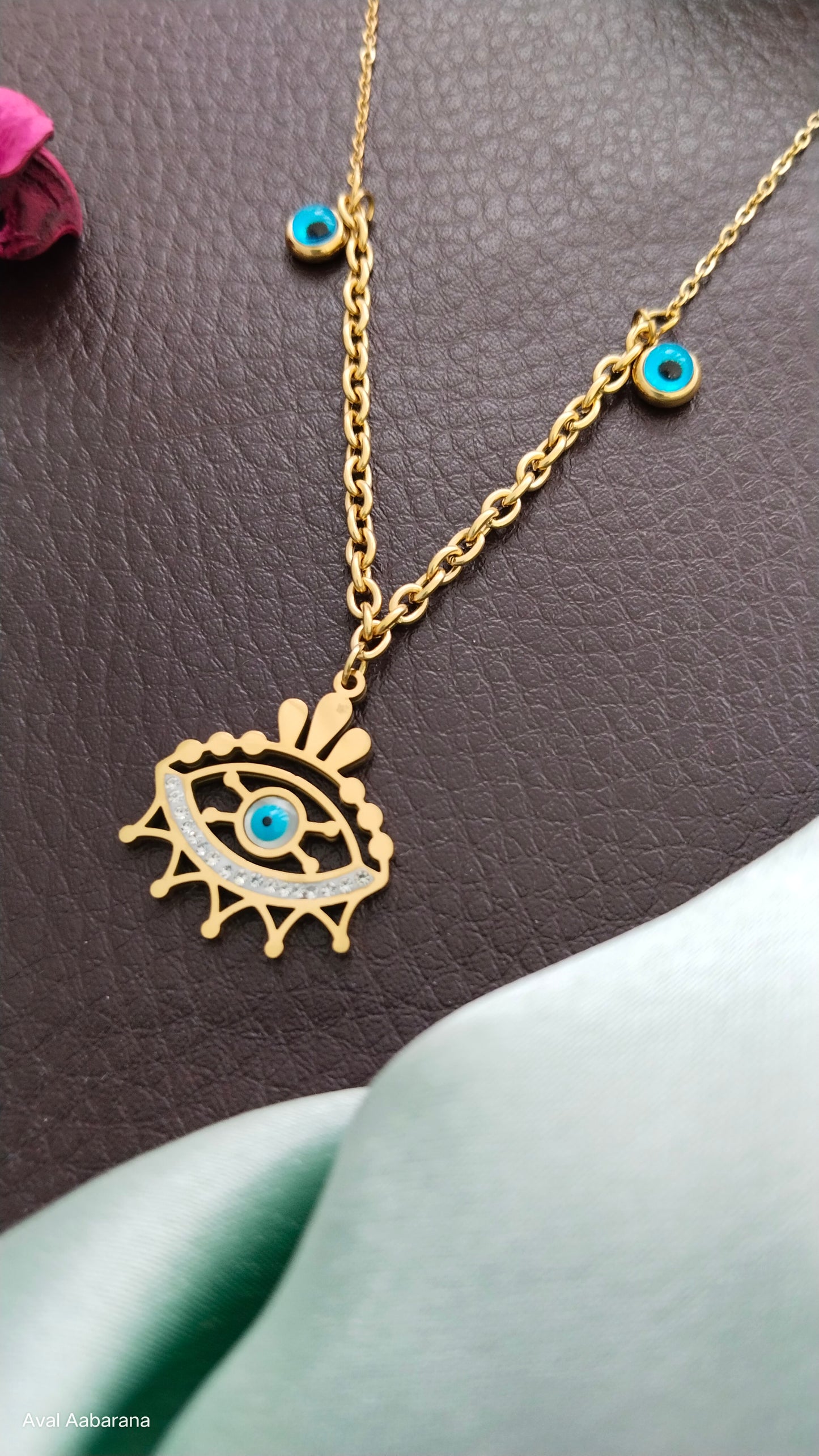 Evil eye Anti tarnish stainless steel pendant necklace/chain