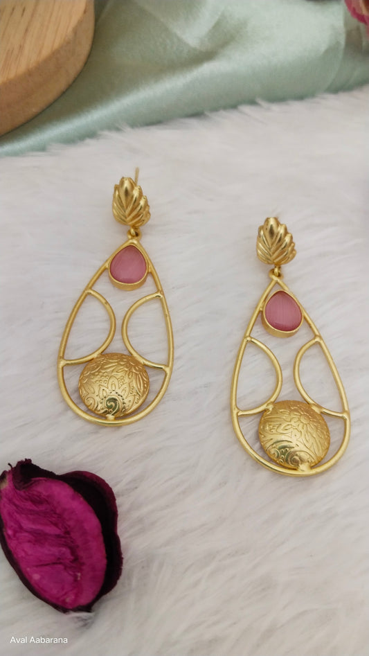 Pink monalisa stone dangle earring