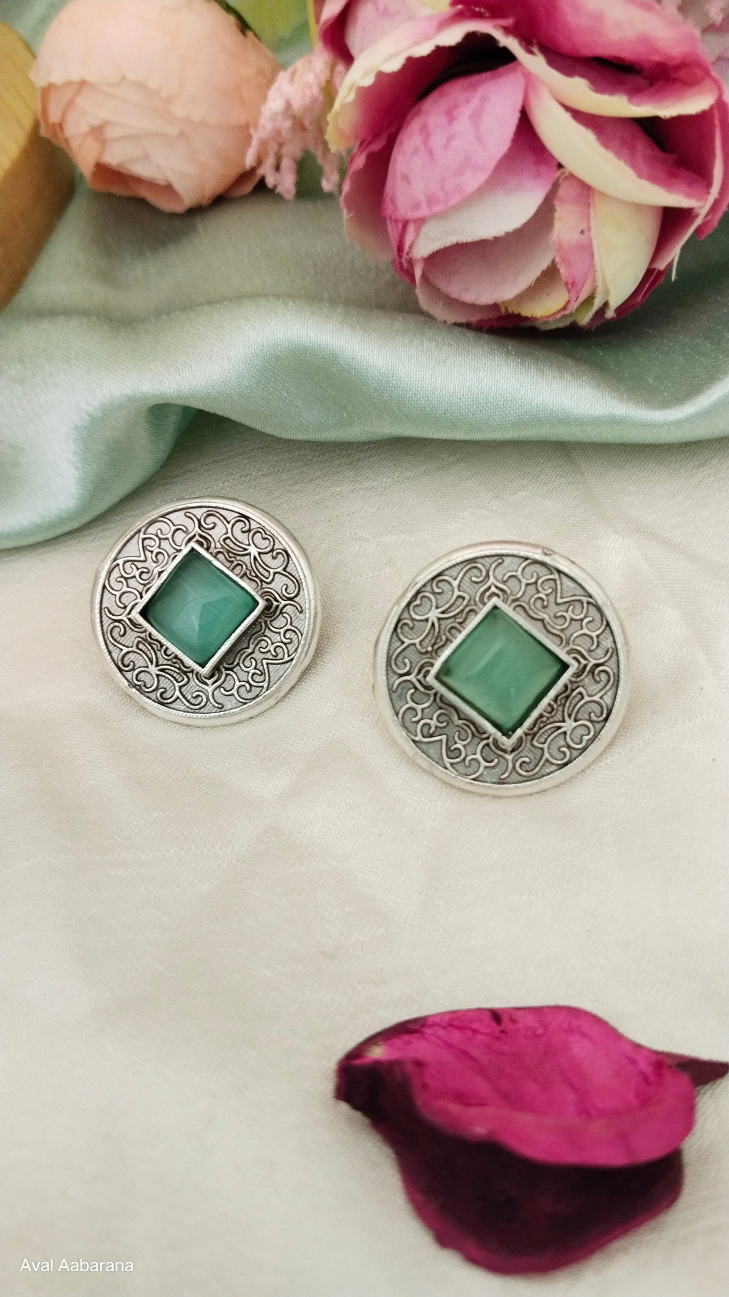 Silver Replica self designed turquoise, Red & pink monalisa stone circle earring