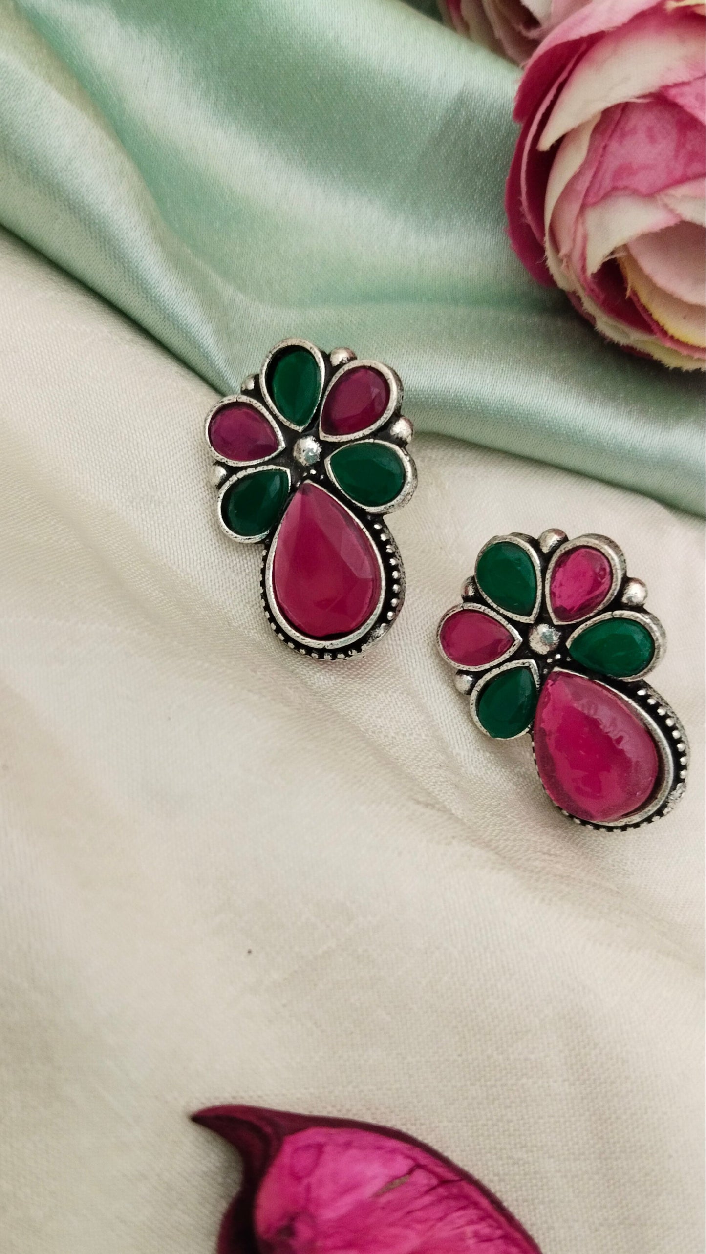 silver Replica Flower Earring in magenta with green color