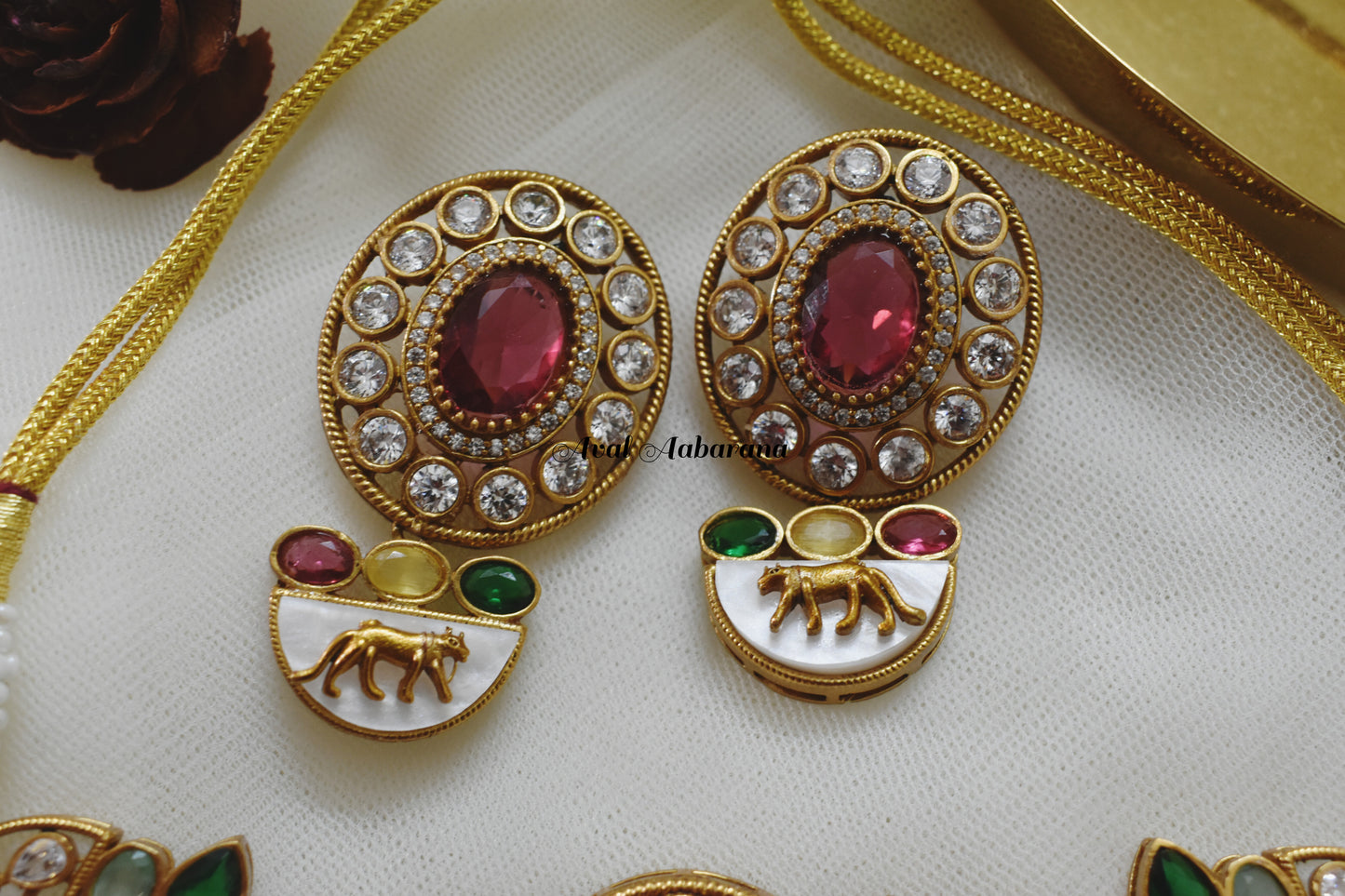 MALAVIKA - Sabyasachi Inspired neckwear /choker