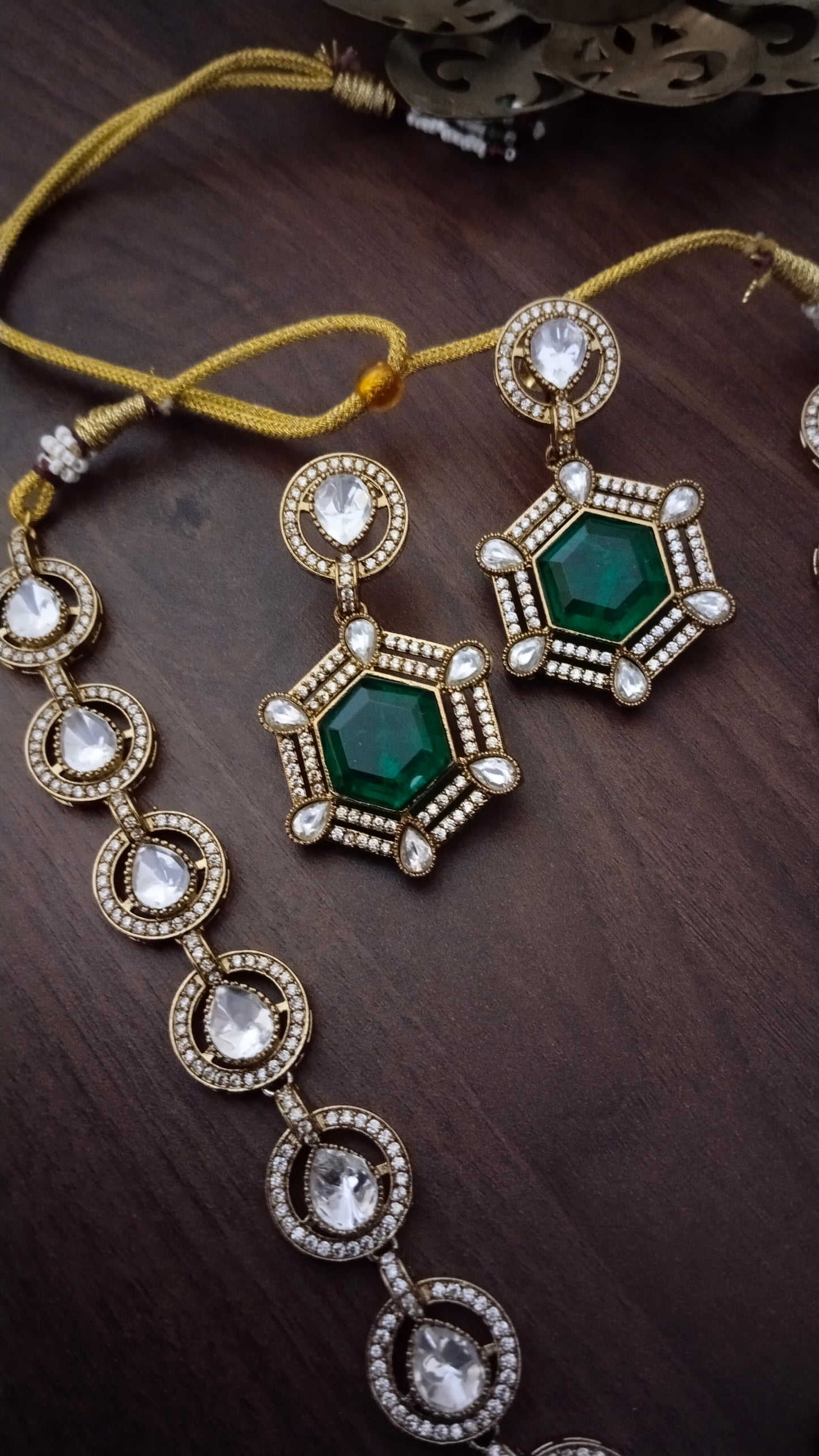 Premium Doublet polki Dimond emerald green necklace set
