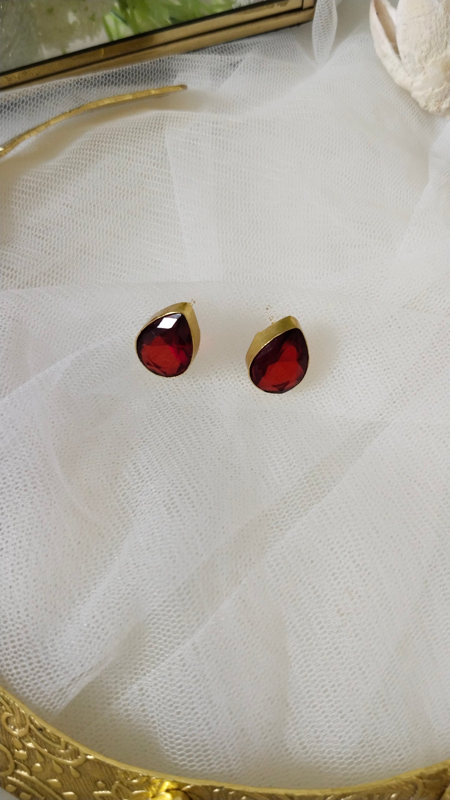 The statement Bold Hasli necklace set ( Royal blue & Red/