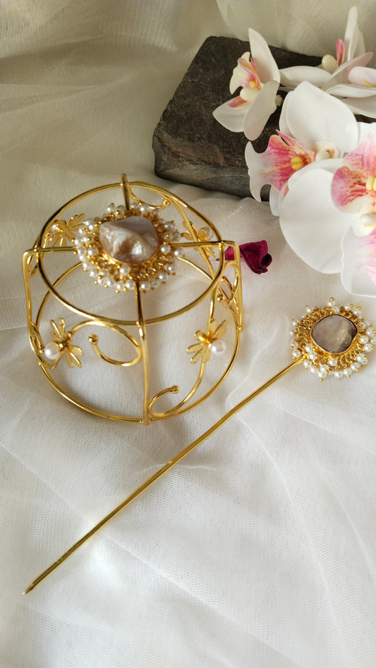 Janhvi kapoor Hair bun accessories 1