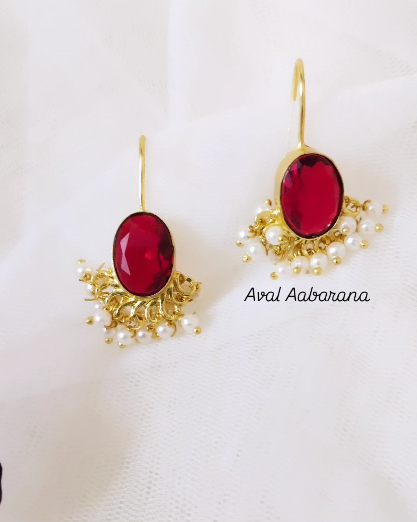 Pretty drop crystal stone earrings