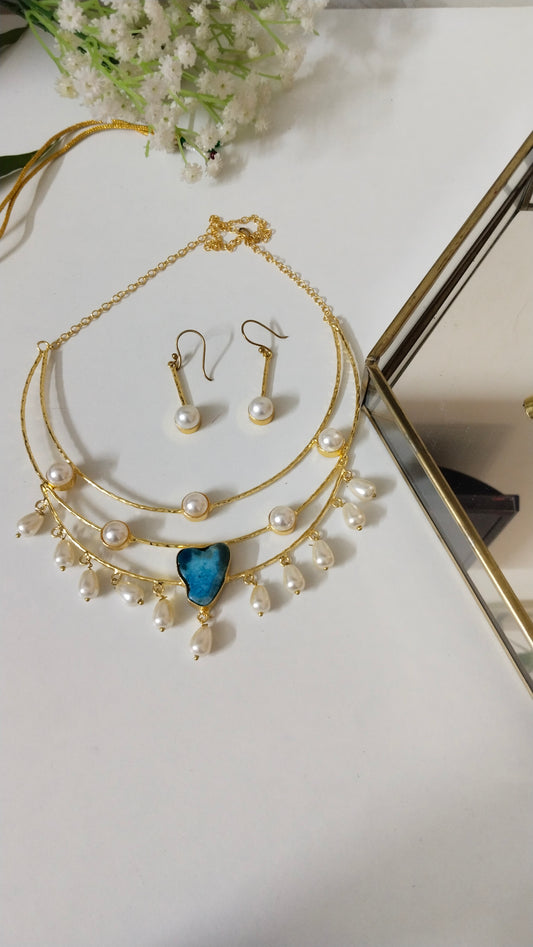 Agate stone pearl adorned 3 layer husli