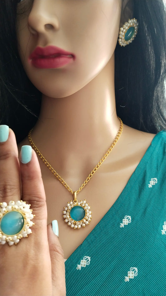 Monalisa stone, adorned with pearl pendant chain combo of chain, earring & a Finger Ring