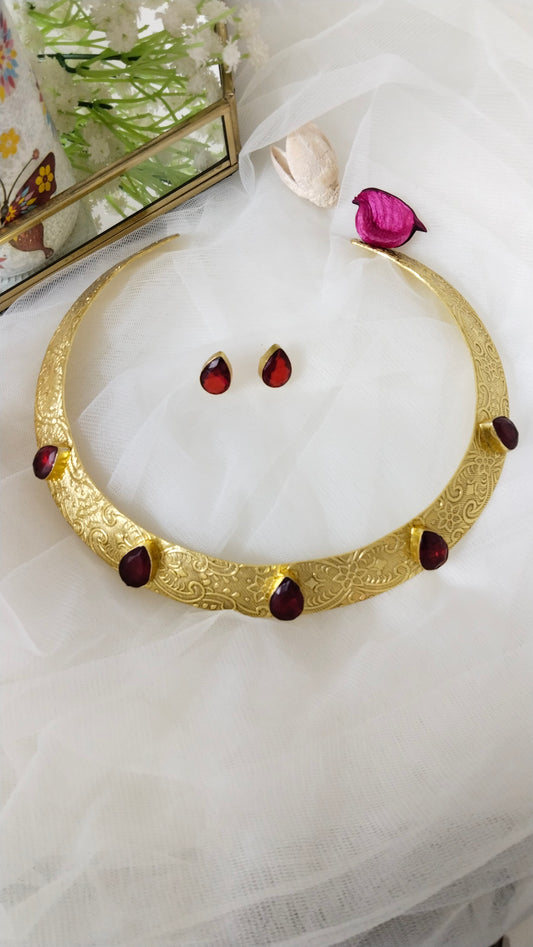 The statement Bold Hasli necklace set ( Royal blue & Red/