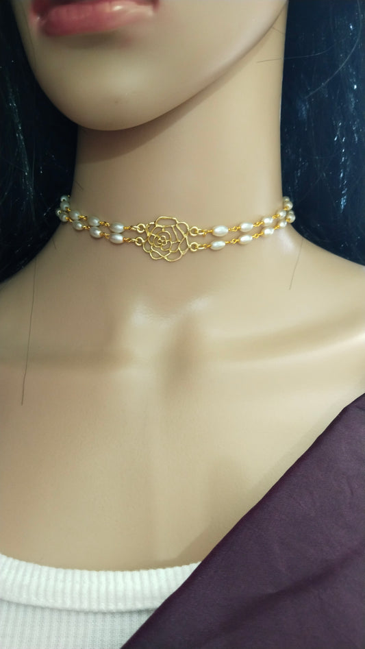 Flower pearl choker with earring