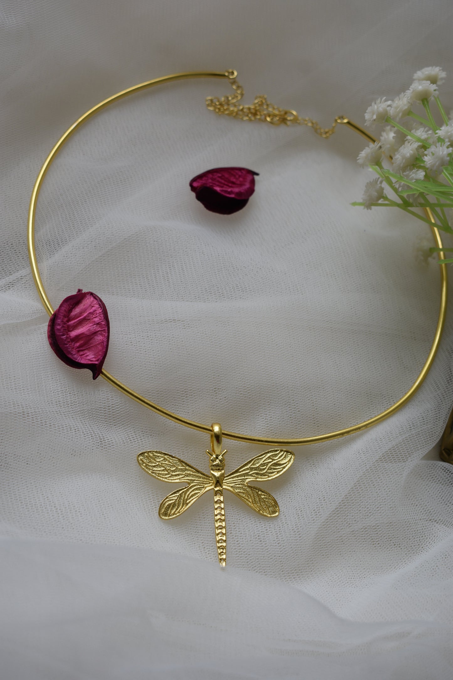 ABH0002 Brass Dragon fly Hasli choker
