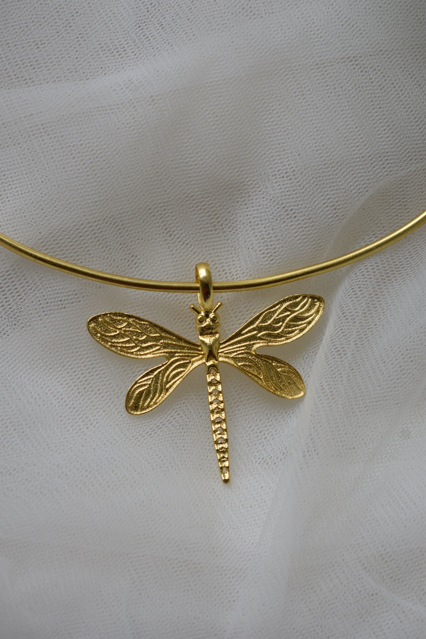 ABH0002 Brass Dragon fly Hasli choker
