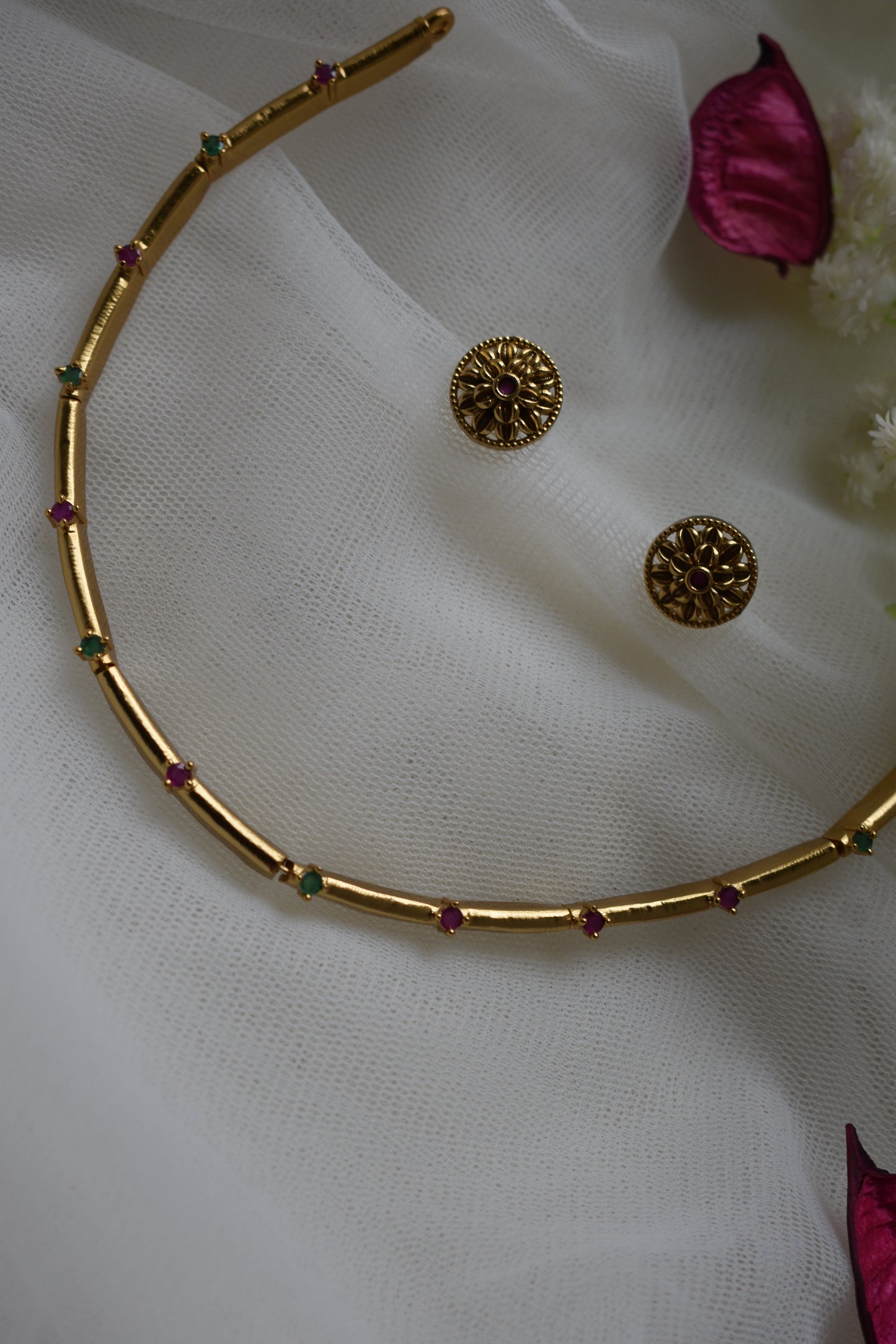 ATN0003 Multicolour chic Neckline