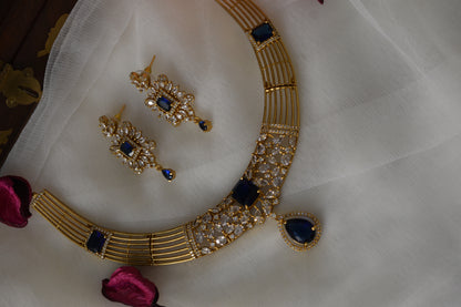 Diamond loolalike red and b lue Necklace sets