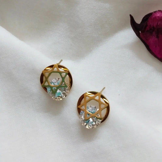 Anti tarnish stainless steel Dimond lookalike Star earring