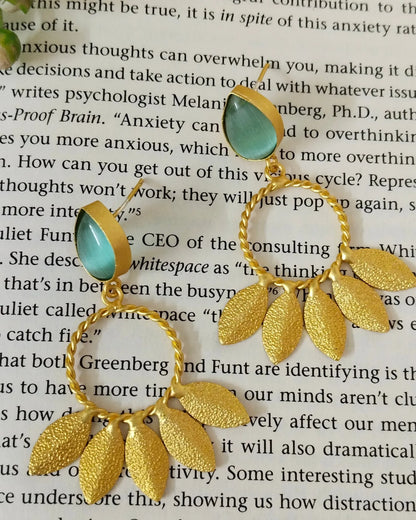 Leaf circled monalisa stone earring (turquoise blue & green)