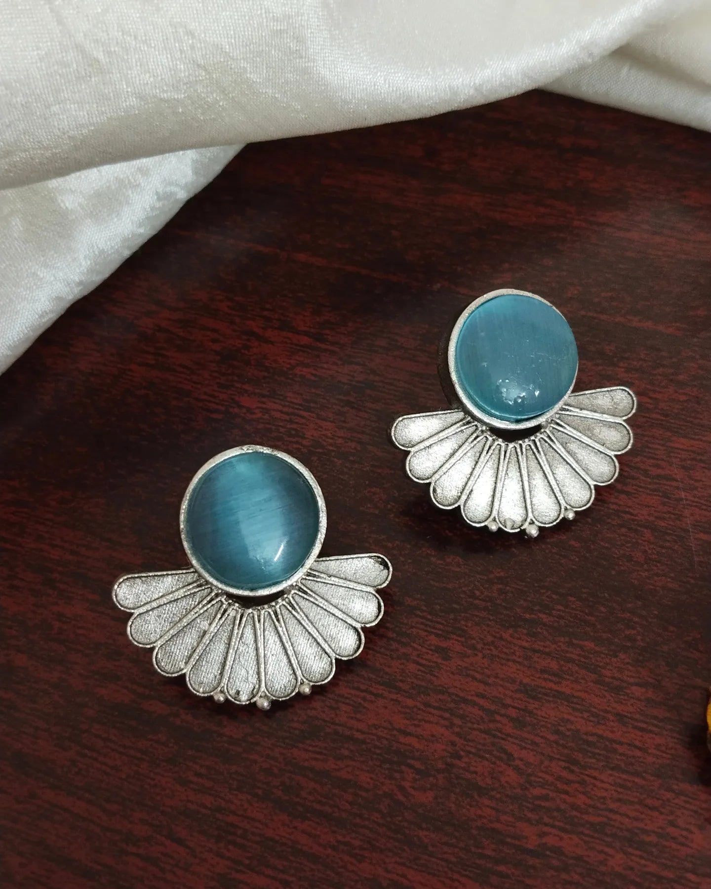 Blue & orange Monalisa stone silver replica earring