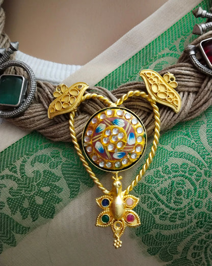 Statement Jute Neckwear