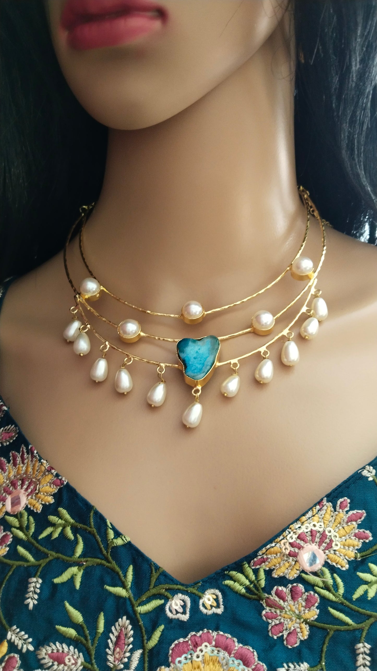 Agate stone pearl adorned 3 layer husli