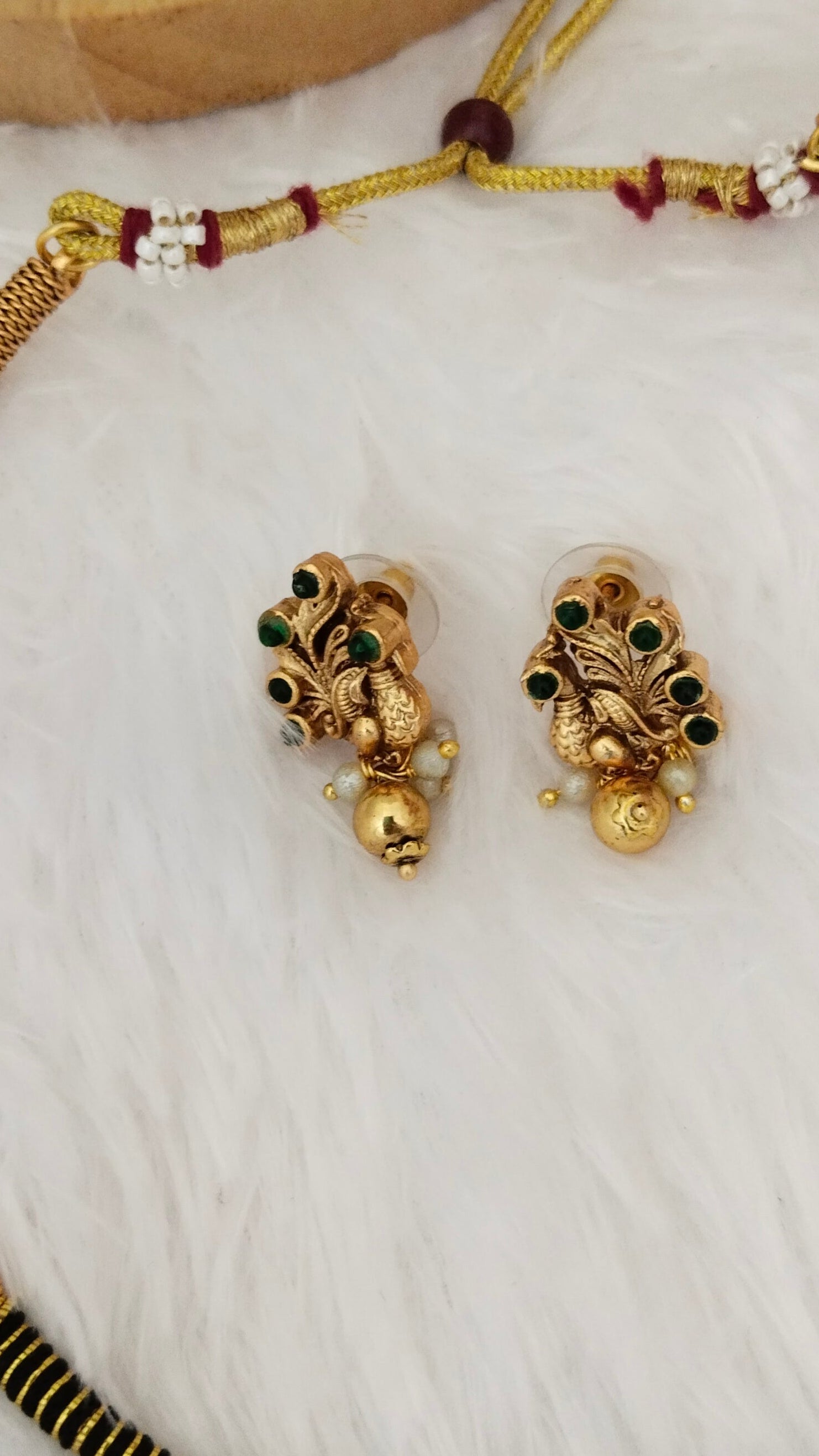 Traditional Lakshmi pendant hasli choker, aval aabarana ,best fashion jewellery brand, brass earring