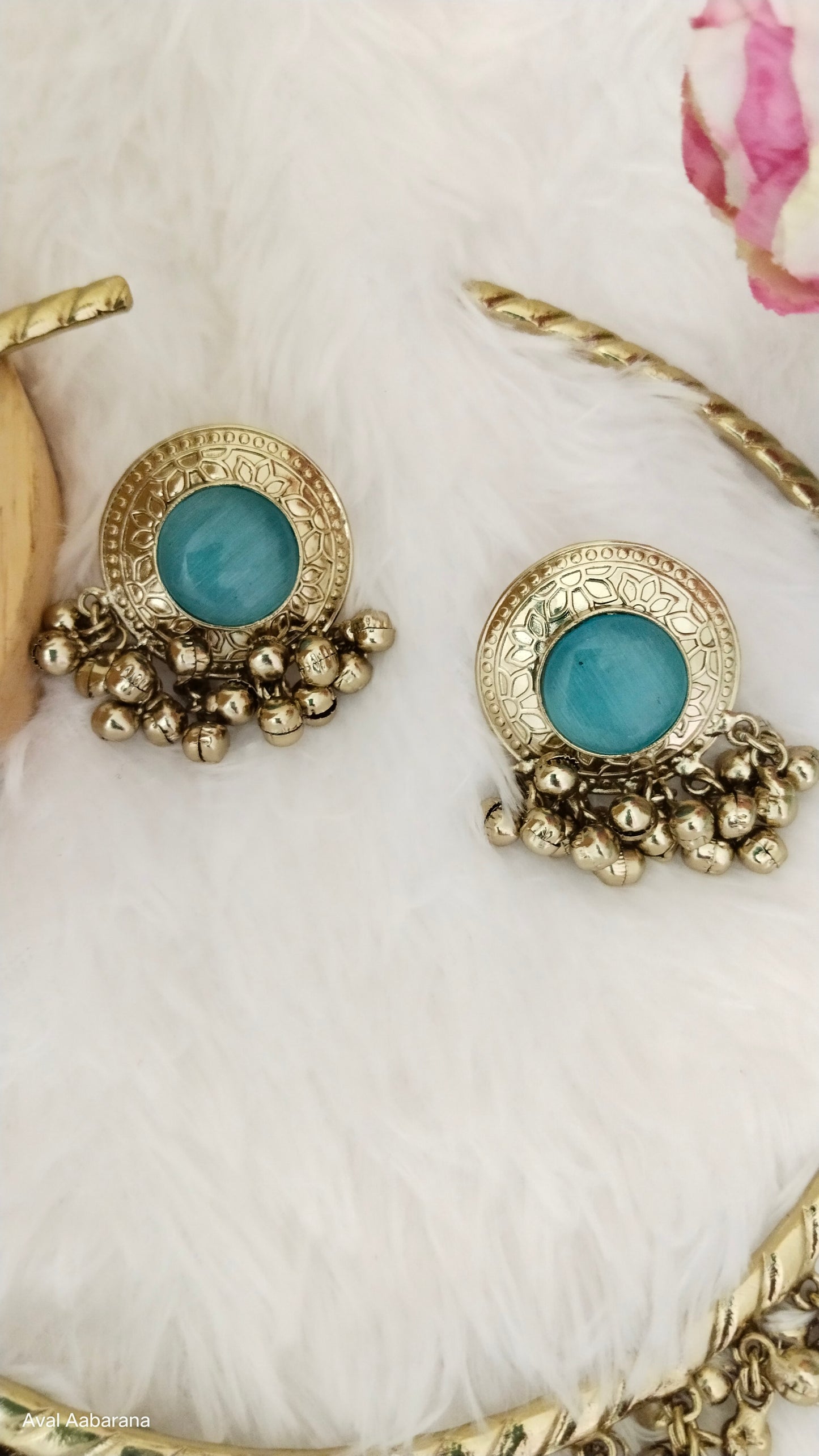 Grand husli  choker with antique designs & monalisa stone