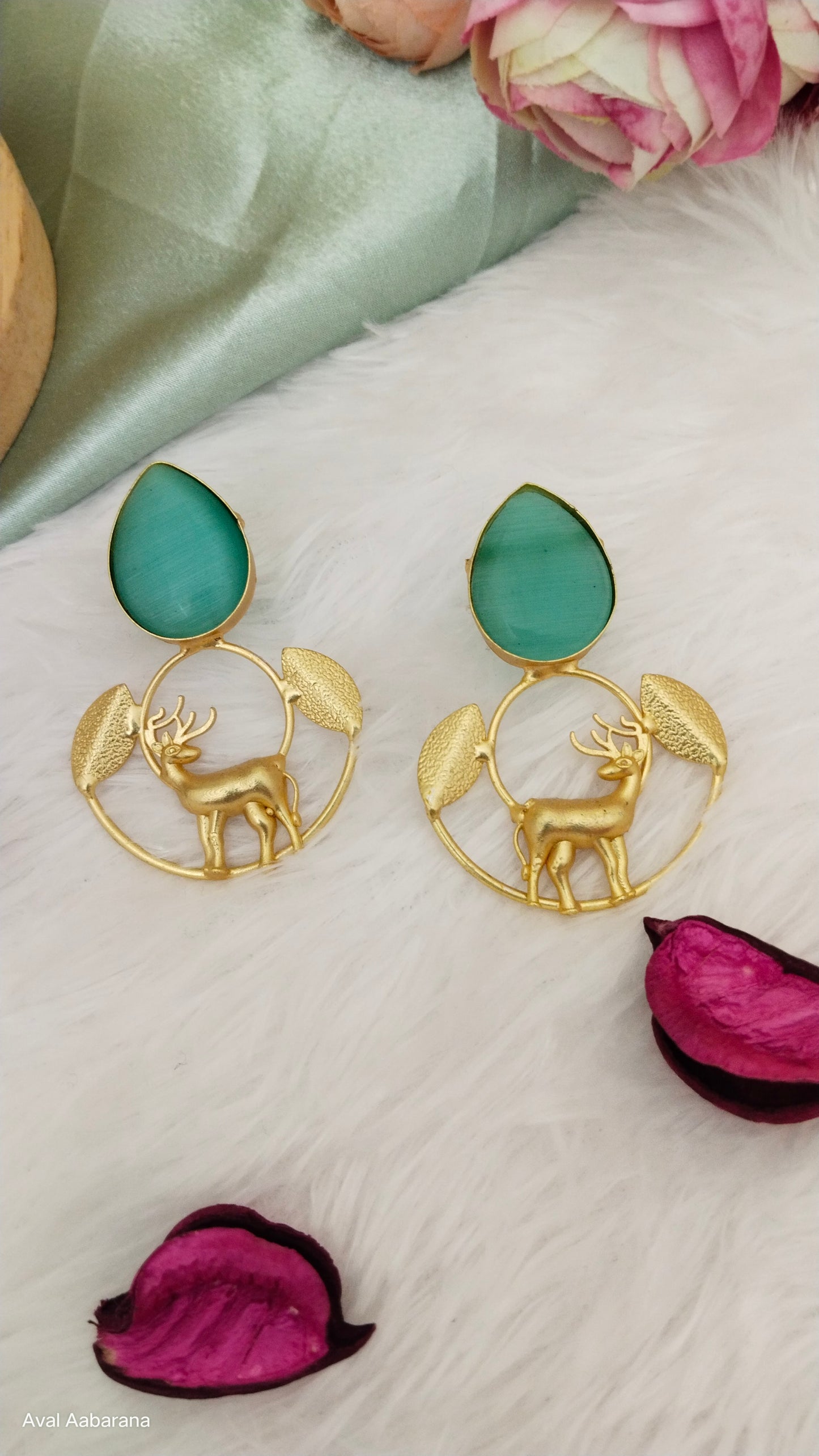 Pretty turquoise monalisa stone Deer Earring
