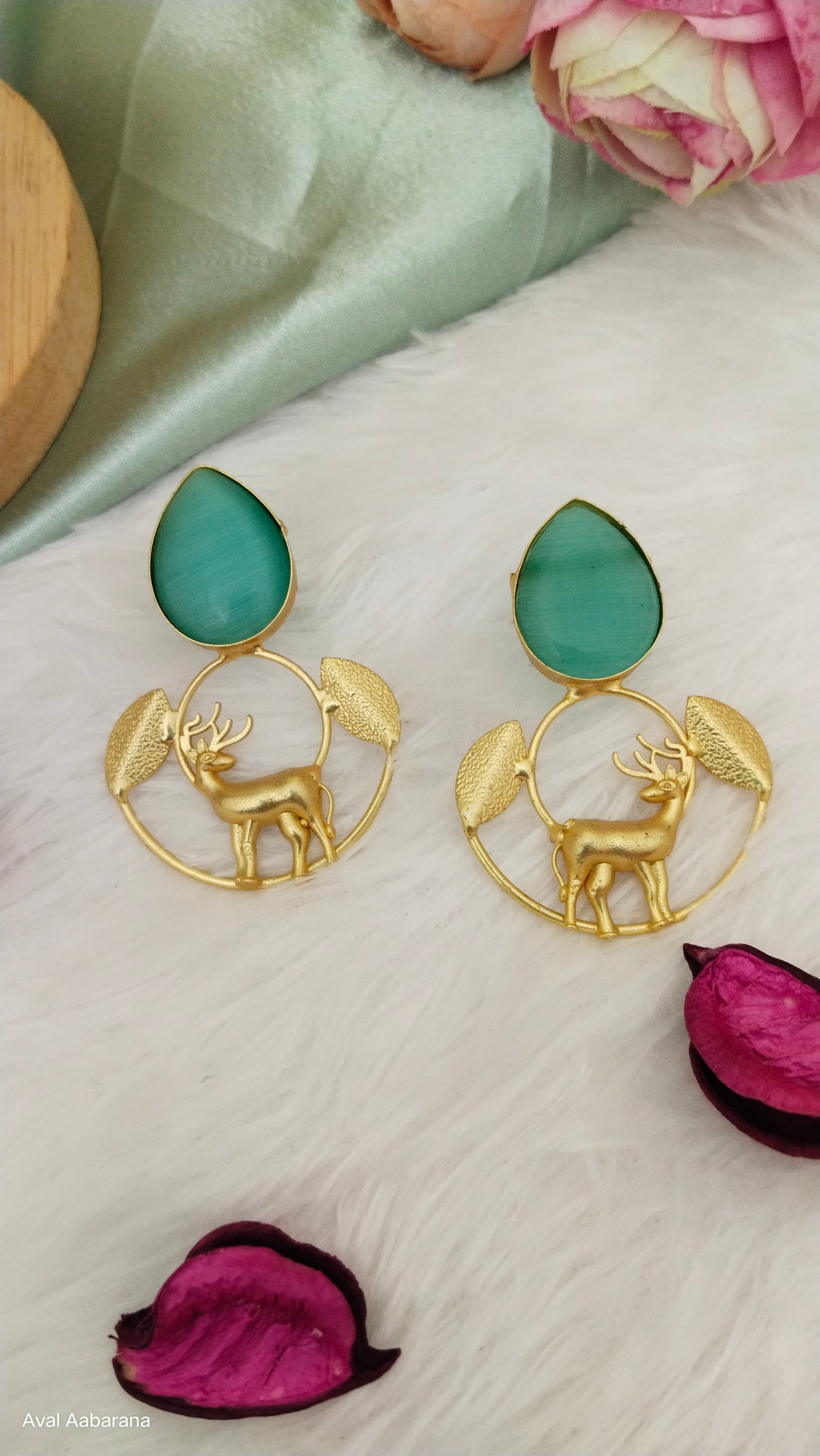 Pretty turquoise monalisa stone Deer Earring