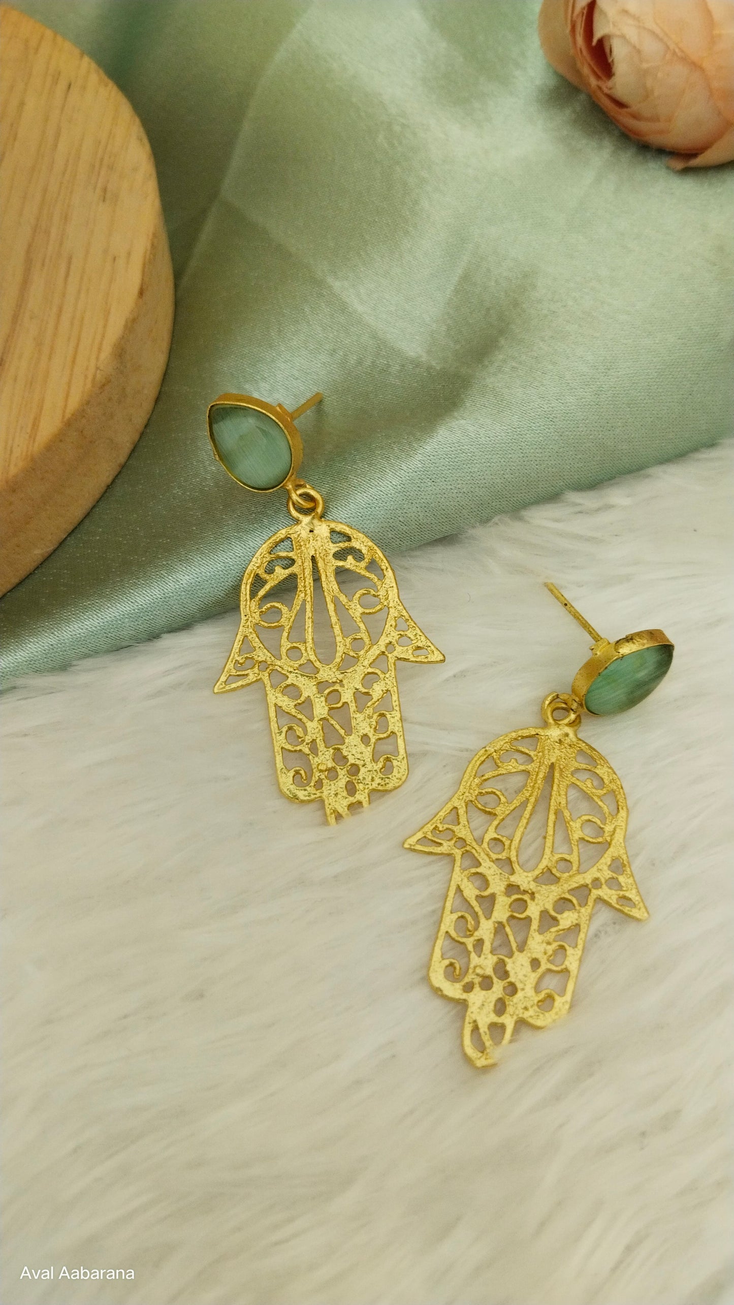 cute turquoise weightless monalisa stone hand kid's Earring