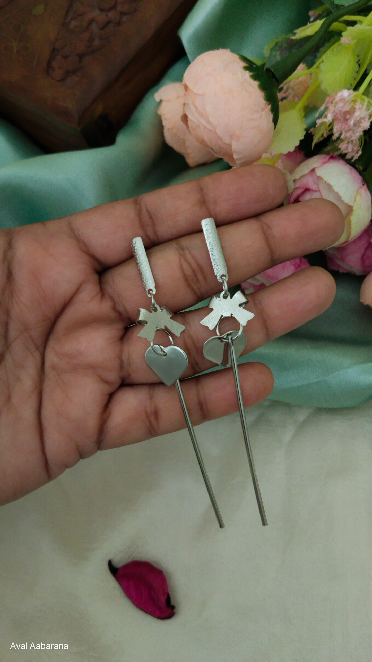 silver tone party western heart with bow earring