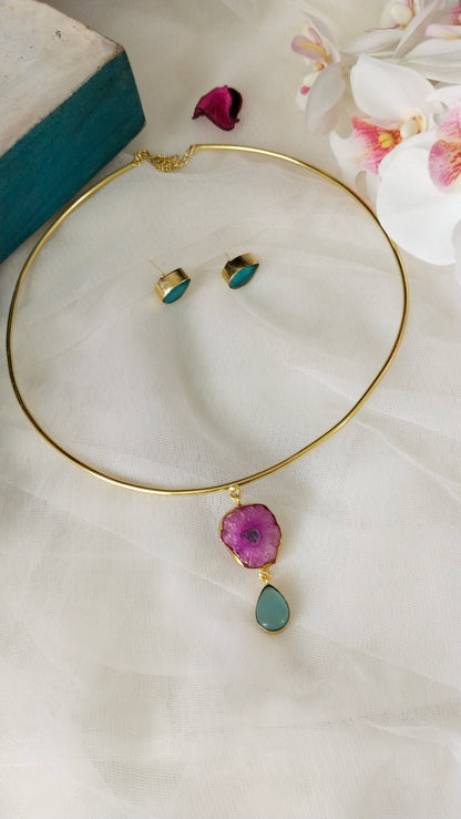 Chetna agate stone hasli with drop earring