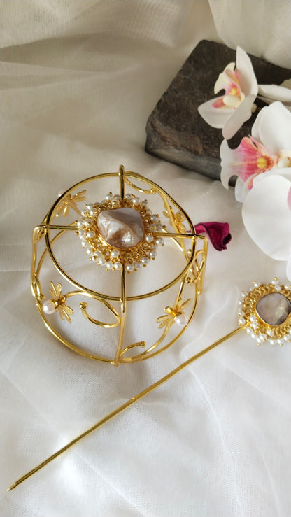 Janhvi kapoor Hair bun accessories 1