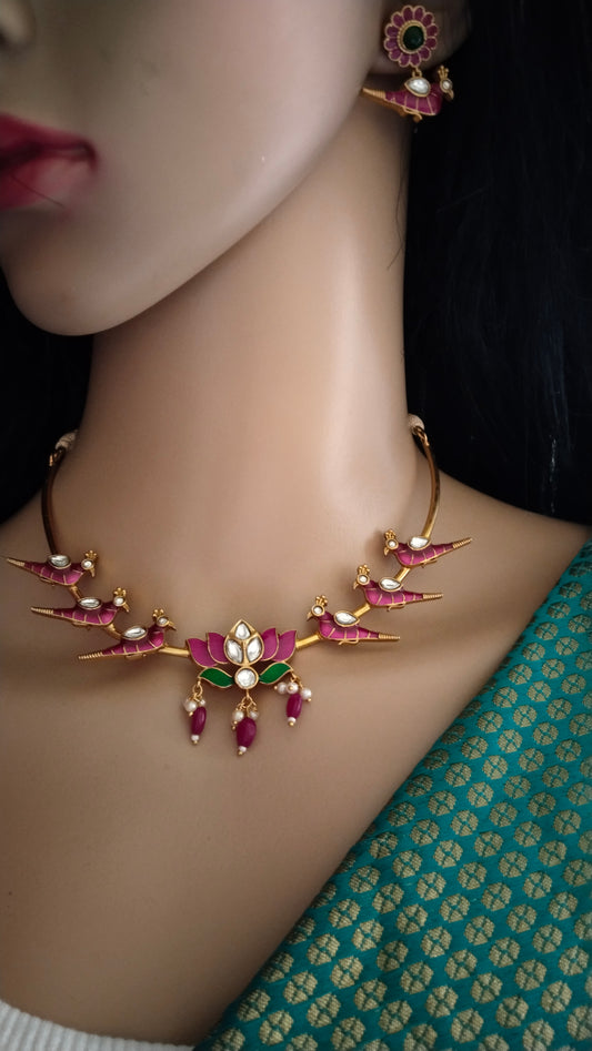 Tamara hasli choker