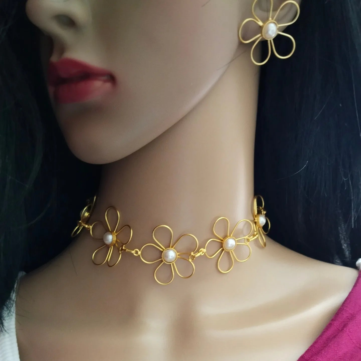 Pretty Flower Brass neckwear