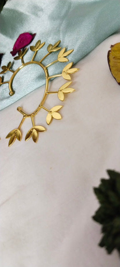 Ektha Brass Earrings cuff